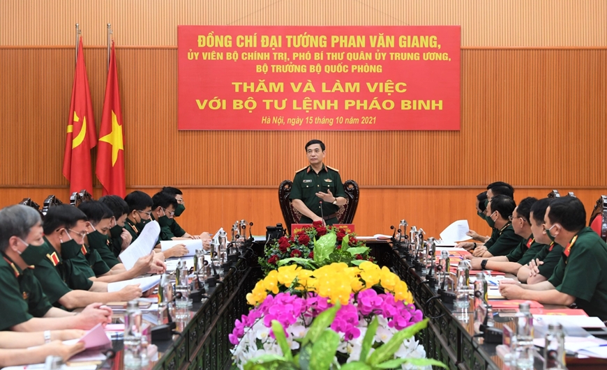 Đại tướng Phan Văn Giang thăm và làm việc với Binh chủng Pháo binh
